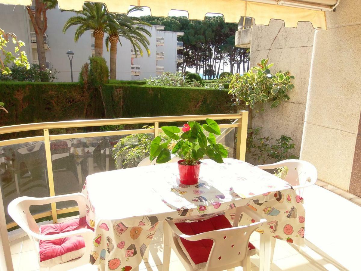 100M2 Big Apartment Private Garden And Pool/ 100M2 Gran Apartamento Jardin Privado Y Piscina / Acogedor Apartamento En Zona Tranquila Y Agradable 캠브릴스 외부 사진